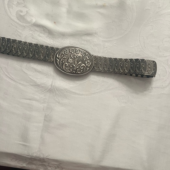 Brighten Belt - Picture 2 of 4